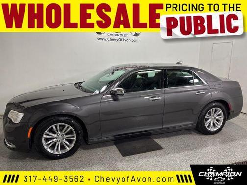 2017 Chrysler 300 Limited