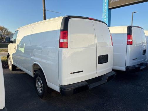 2025 Chevrolet Express 2500 RWD 2500 Regular Wheelbase WT