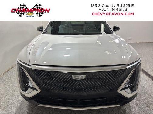 Crystal White Tricoat 2024 Cadillac LYRIQ Luxury