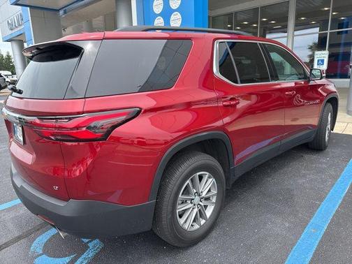2024 Chevrolet Traverse LT Leather