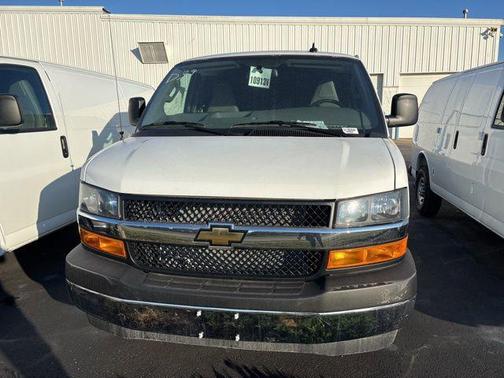 2025 Chevrolet Express 2500 RWD 2500 Regular Wheelbase WT