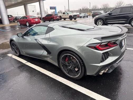2022 Chevrolet Corvette Stingray w/2LT