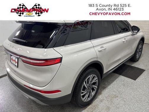 2023 Lincoln Corsair Standard