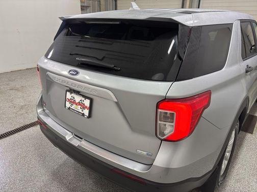 2020 Ford Explorer Base