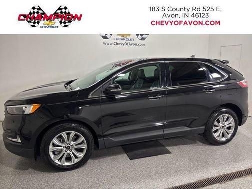 Black Metallic 2024 Ford Edge Titanium