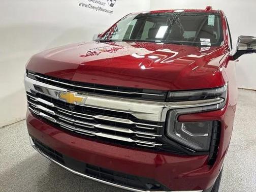 2025 Chevrolet Suburban Premier