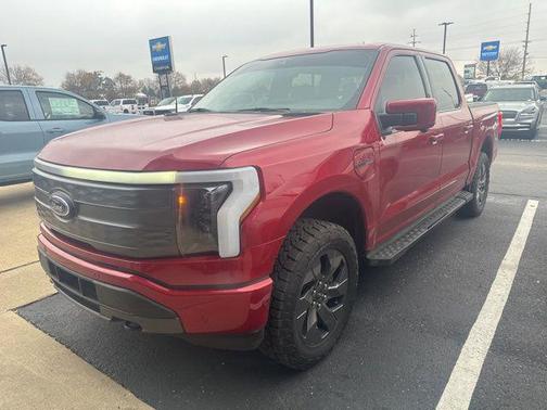 2022 Ford F-150 Lightning LARIAT