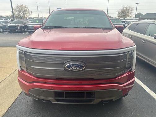 2022 Ford F-150 Lightning LARIAT