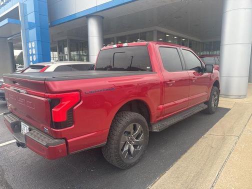2022 Ford F-150 Lightning LARIAT