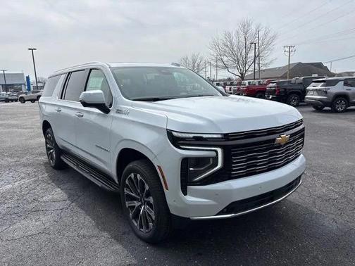 Polar White Tricoat 2026 Chevrolet Suburban High Country, 4WD