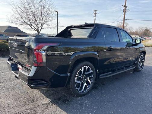 2025 Chevrolet Silverado EV RST