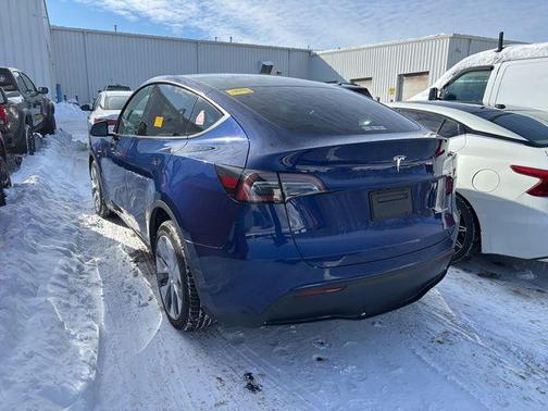 2023 Tesla Model Y Long Range Dual Motor All-Wheel Drive