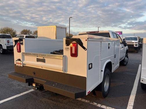 2024 Chevrolet Silverado 3500 WT