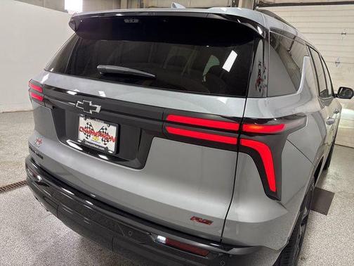 2025 Chevrolet Traverse RS