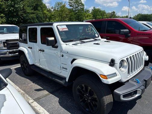 Bright White Clearcoat 2023 Jeep Wrangler 4xe Sahara