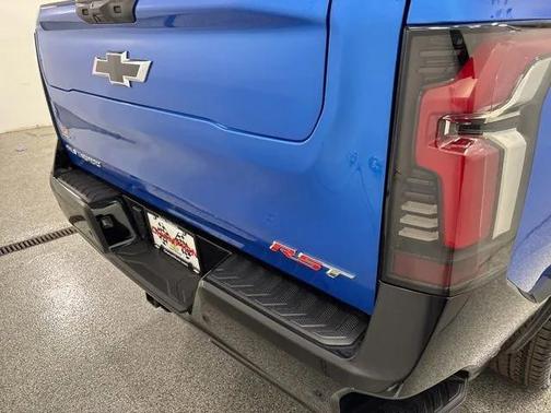 2025 Chevrolet Silverado EV RST