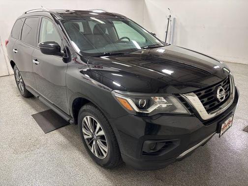 2018 Nissan Pathfinder S