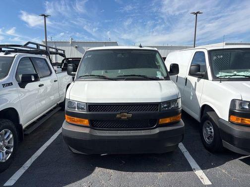 2025 Chevrolet Express 2500 RWD 2500 Regular Wheelbase WT