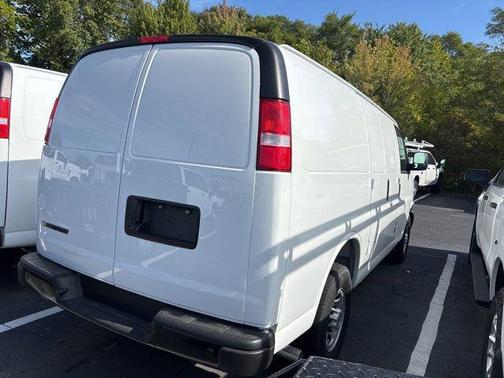 2025 Chevrolet Express 2500 RWD 2500 Regular Wheelbase WT