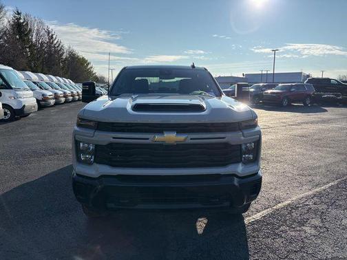 2026 Chevrolet Silverado 2500 Custom