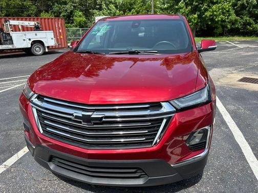 Radiant Red Tintcoat 2023 Chevrolet Traverse LT Cloth