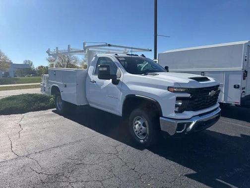 Summit White 2025 Chevrolet Silverado 3500 WT