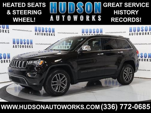 Diamond Black Crystal Pearlcoat 2019 Jeep Grand Cherokee Limited SUV