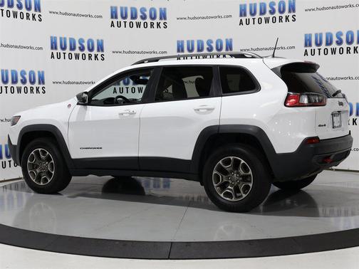 2020 Jeep Cherokee Trailhawk