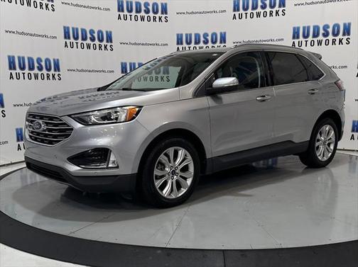 2020 Ford Edge Titanium