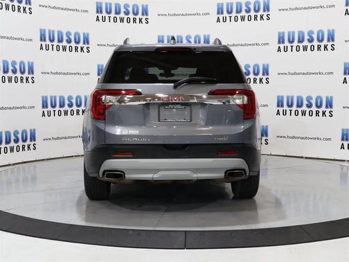 2022 GMC Acadia AWD SLE