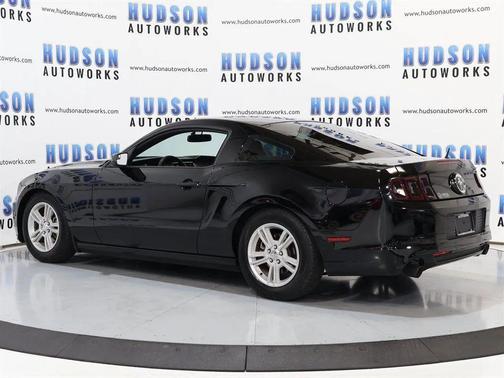Black 2013 Ford Mustang V6