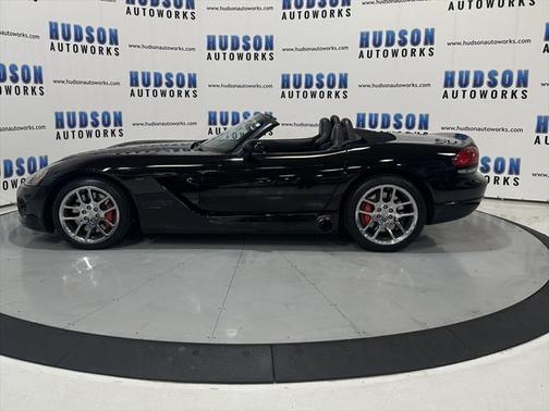 2005 Dodge Viper SRT10