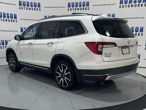 2019 Honda Pilot Touring 8-Passenger