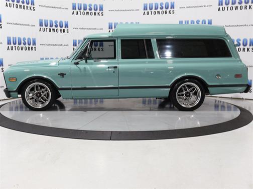 1968 Chevrolet Suburban Base