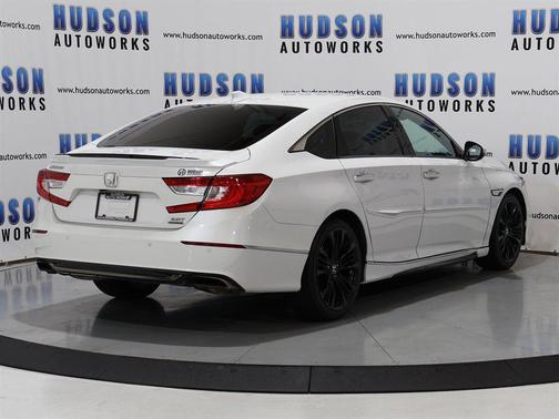 2018 Honda Accord Touring 2.0T