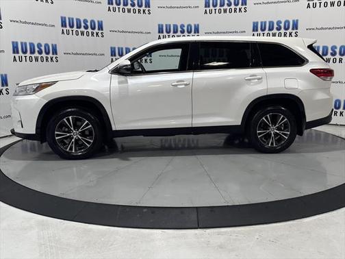 2019 Toyota Highlander LE I4