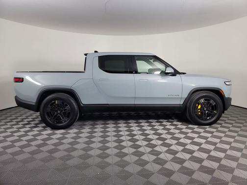 2022 Rivian R1T Adventure