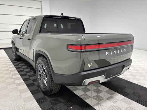 2022 Rivian R1T Launch Edition