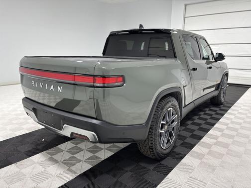 2022 Rivian R1T Launch Edition