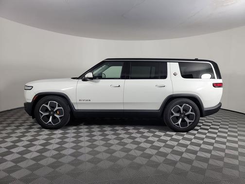 2024 Rivian R1S Adventure Quad Motor Large Pack