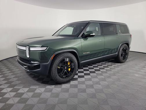 2023 Rivian R1S Adventure