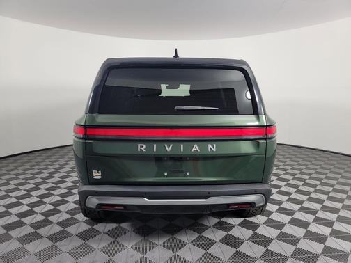 2023 Rivian R1S Adventure