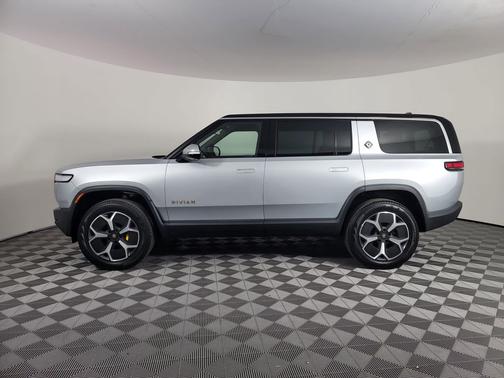 2024 Rivian R1S Adventure Quad Motor Large Pack