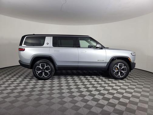 2024 Rivian R1S Adventure Quad Motor Large Pack