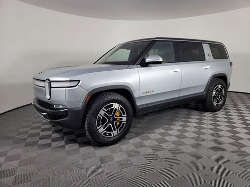 2023 Rivian R1S Adventure