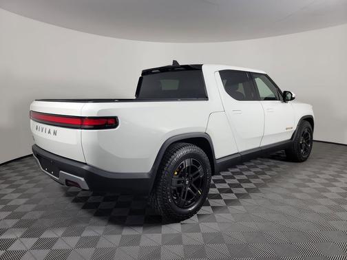 2022 Rivian R1T Adventure