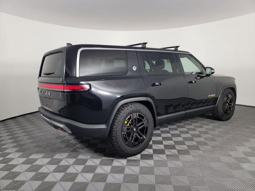 2022 Rivian R1S Launch Edition