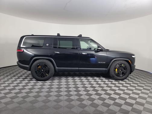 2022 Rivian R1S Launch Edition