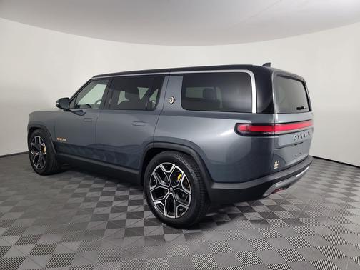 2022 Rivian R1S Launch Edition
