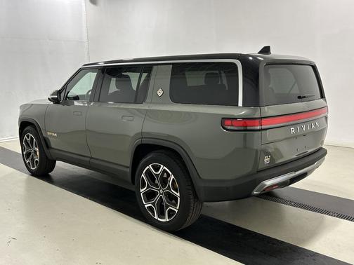 2022 Rivian R1S Launch Edition